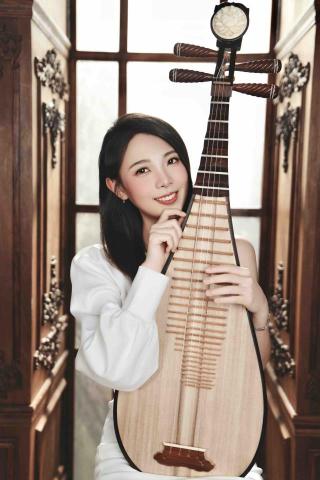 奕萱🤍/琵琶教學/鋼琴教學/樂理教學/聽寫教學/和聲學教學 - 