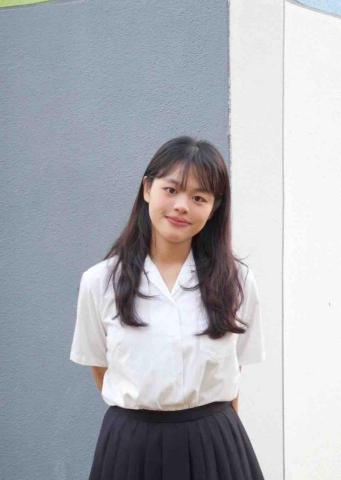鍾欣妤 鍾欣妤