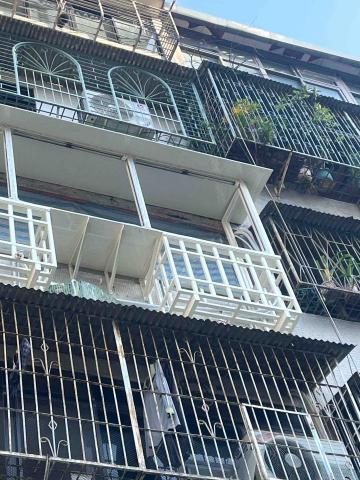 佳昇鋁門窗 - 前期凸窗立骨料