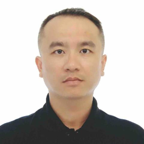 提供電腦組裝服務的專家曾志堯