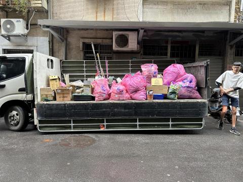 祈鑫環保 - 代收垃圾