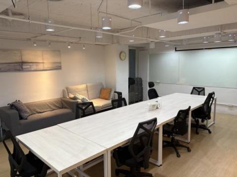 昕睿資訊股份有限公司 - 會議室