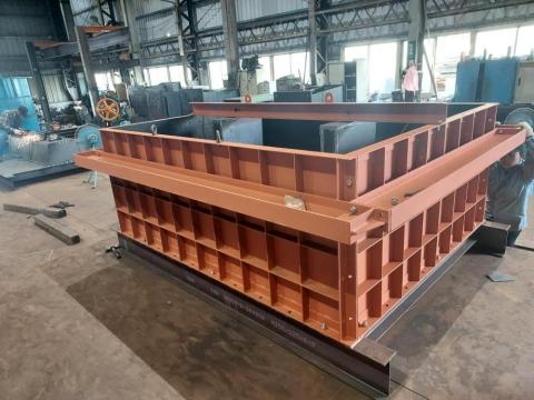 呂大銓 - 混凝土鋼模設計