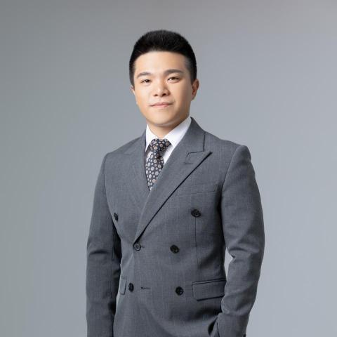 提供縮時服務的專家邱先生