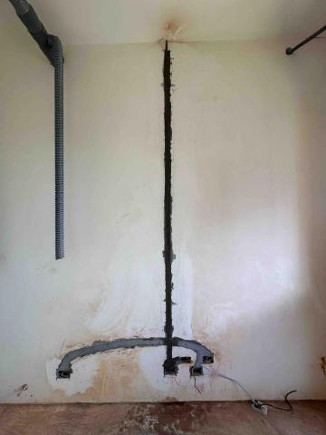 三毛 - 電線管溝打鑿及配管