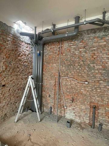 楊子豪 - 舊屋翻新/浴室管道間配置/電迴路配置