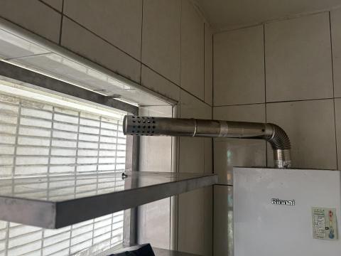 開鑫鐵工廠 - 熱水器  延伸加長 ( 施工前 )