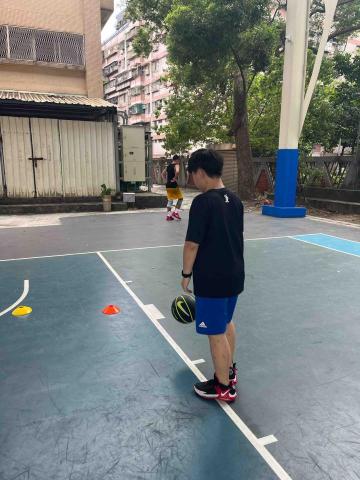 Coach Oscar 專業籃球訓練🏀 - 