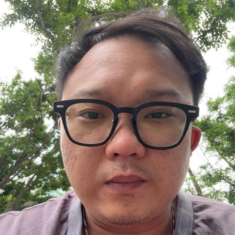 提供浴缸服務的專家黃子龍