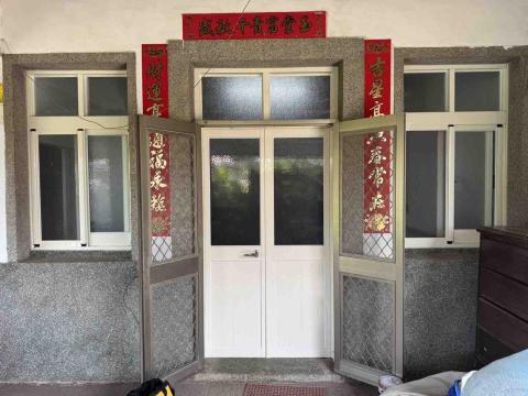 高瑞隆 - 鋁門雙開