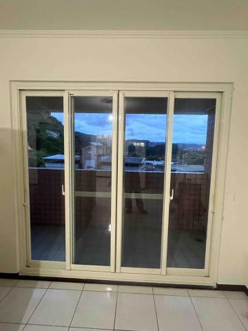 佳昇鋁門窗 - 施工後 乾式施工 牙白色SR10隔音落地窗配5+5膠合光膜強化玻璃