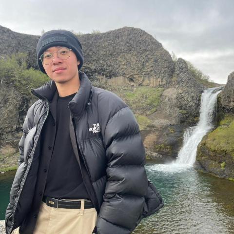 提供時間管理法則服務的專家周亦彰