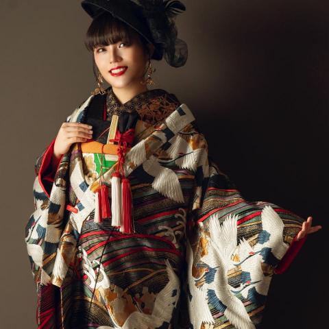 提供步驟服務的專家Queenie