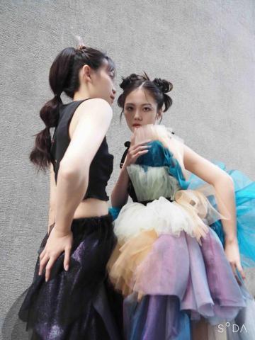 裴秋芳 - 服裝設計師 裴秋芳 - 服裝設計師