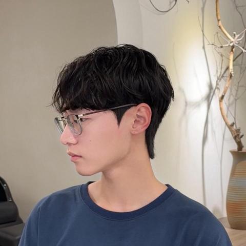 提供籃球網服務的專家Ricky Luo