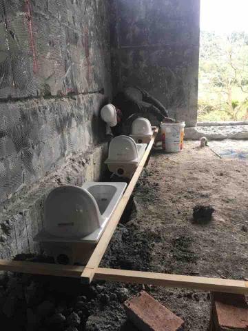 沈威志 - 吳江國小蹲式馬桶定位