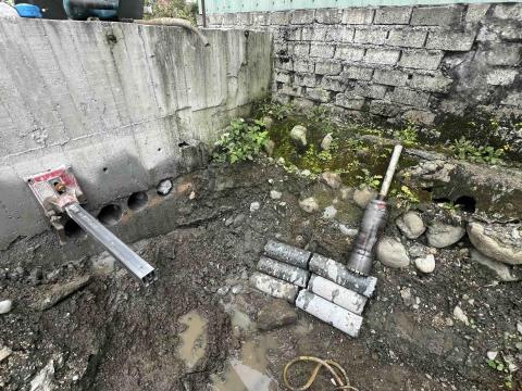 沈威志 - 堤防洗孔