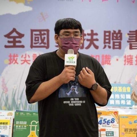 提供72服務的專家葉詔勛