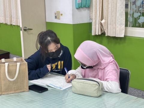 黃靜妹 - 銘傳國小伴讀志工（第一學期）