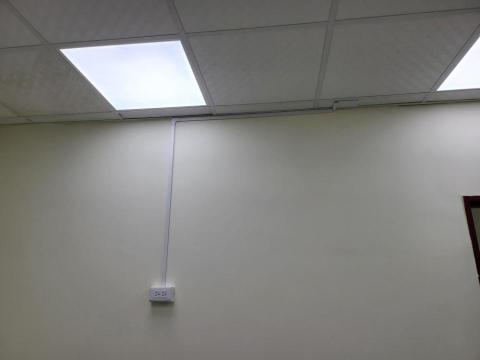 傑飛水電工作室 - 插座移位