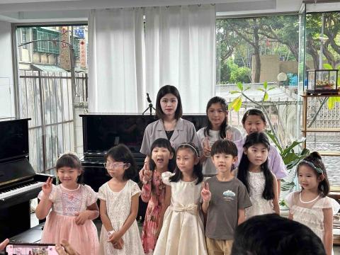 黃郁嘉 - 成果展