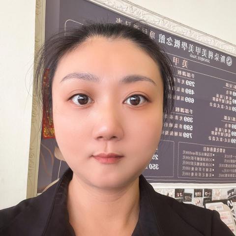 提供交貨便袋服務的專家Mengyu Lu