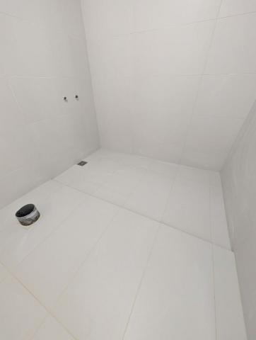 洪崇哲 - 浴室30x60磁磚壁地對縫