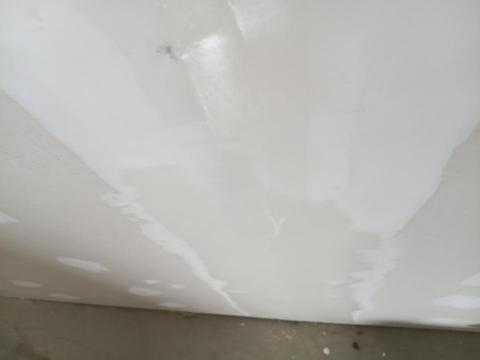 林佩芳 - 矽酸鈣板接縫批土 二次光滑平整度