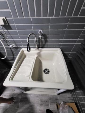 傑飛水電工作室 - 塑鋼洗手槽安裝