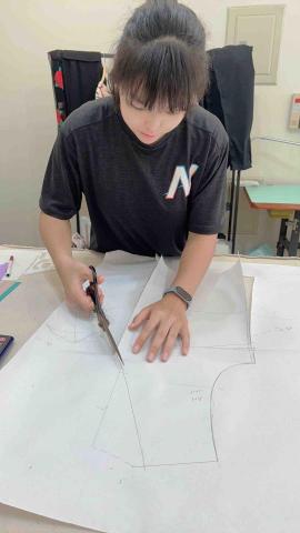 美美服裝工作室 -  美美服裝工作室 -