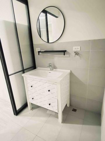 工具職人-阿維師傅🪛🔧🔨 - 浴櫃+鏡台組 工具職人-阿維師傅🪛🔧🔨 - 浴櫃+鏡台組