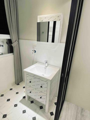 工具職人-阿維師傅🪛🔧🔨 - 簡易式浴櫃+鏡櫃組 工具職人-阿維師傅🪛🔧🔨 - 簡易式浴櫃+鏡櫃組