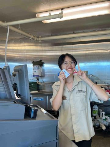 趙于珺 - 2025美國打工-工作照