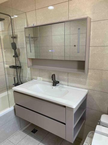 小郭 - 浴櫃鏡櫃安裝