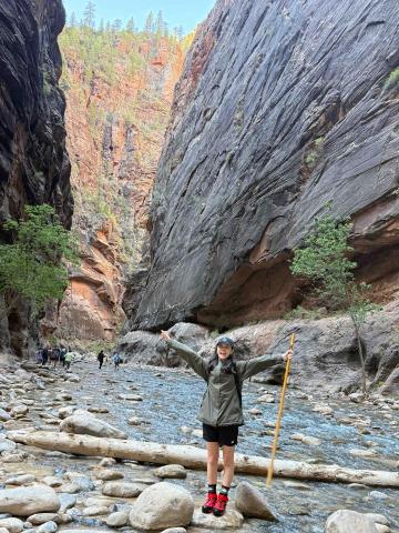 趙于珺 - 2025美國打工-Zion 