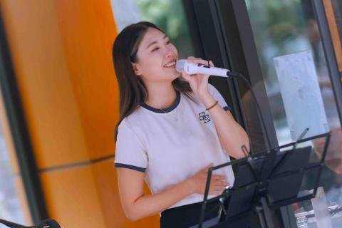 Natalie Chia謝琦恩 -  Natalie Chia謝琦恩 -