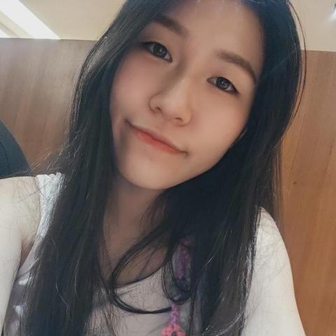 提供工作服訂做服務的專家連彥筑