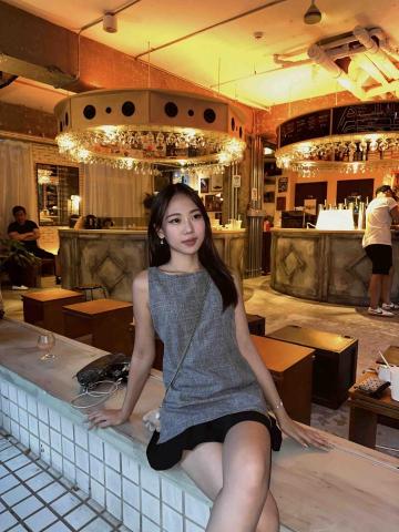 提供刻印印章服務的專家黃佳韻