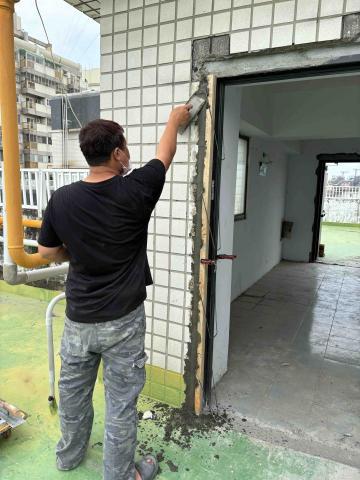 逸品居工程行 - 防火門彭角