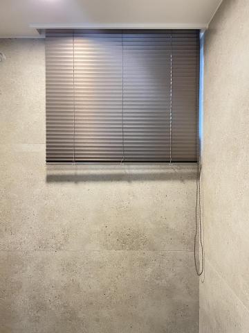 幔室布緹窗簾-Julian - 鋁百葉（循環珠鍊）