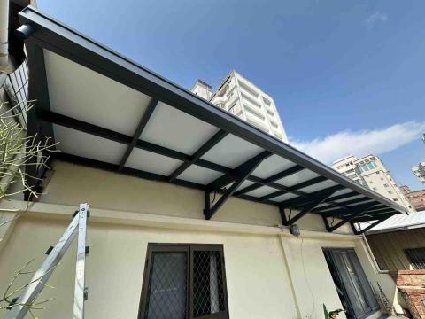 盛原金屬有限公司 - 西屯宏福一巷採光罩