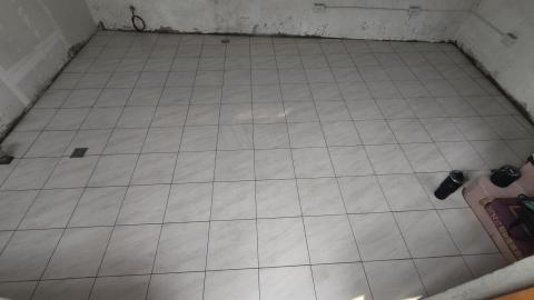 佳鴻工程行 - 店面地坪磁磚鋪貼