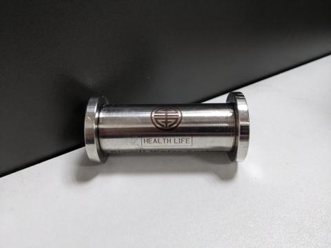 Johnny - 提供不鏽鋼黑色處理、商標與文字雷射雕刻，以及圓周工件雷射雕刻服務，成品清晰美觀，適合各類金屬加工與客製需求。