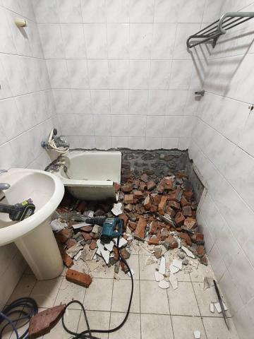 佳鴻工程行 - 浴缸拆除變更為乾濕分離