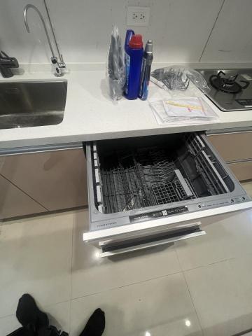 上隆電器有限公司 - 抽屜式洗碗機安裝