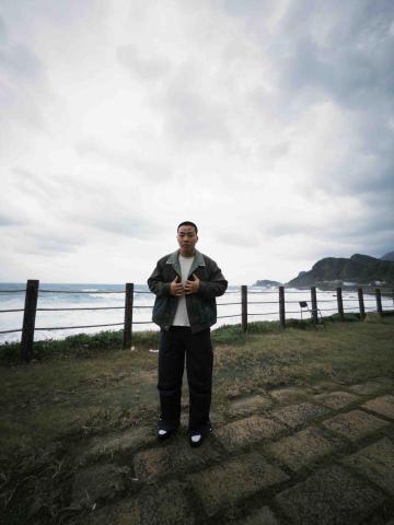 提供羽球規則服務的專家廖子傑