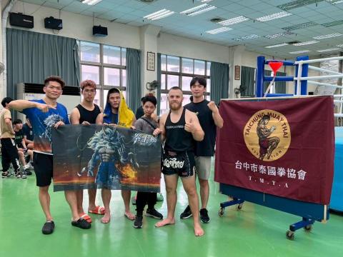 廖彩淯 - 拳館帶隊參加泰拳比賽