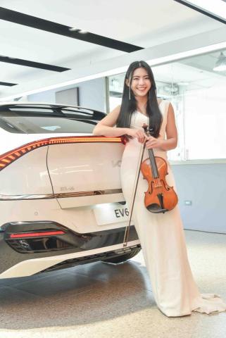 劉珈均 - KIA汽車開幕