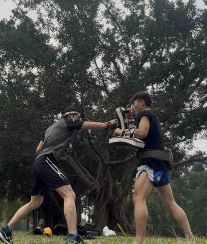 Kang coach - 刺拳打靶練習