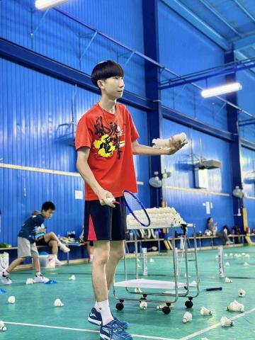 沙鹿羽球教練推薦楊曜鴻